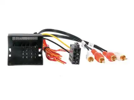 11111ACV Aktivsystemadapter kompatibel mit Audi Seat Skoda VW A3 A4 A6 TT Bose Soundsystem adaptiert von Quadlock auf ISO Cinch